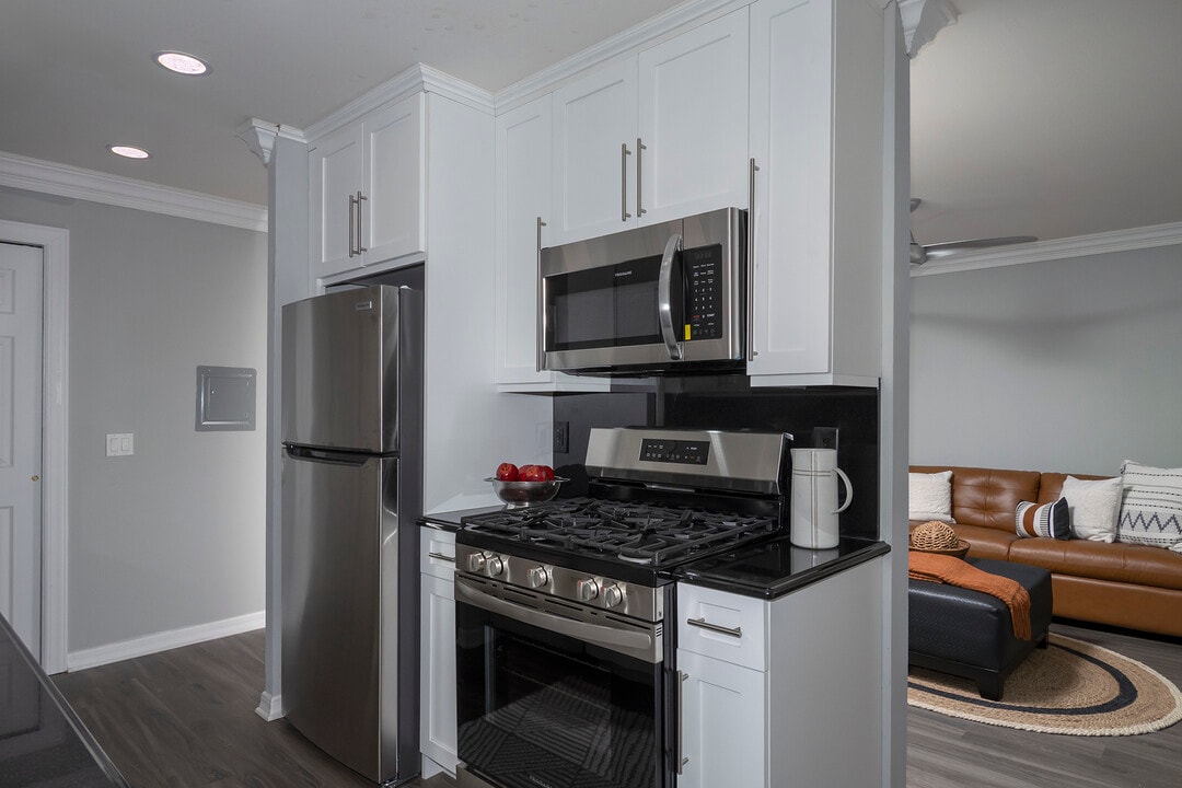 Fairfield Pines in Riverhead, NY - Building Photo