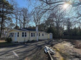 181 Tilton St, Unit 211-B in Toms River, NJ - Building Photo