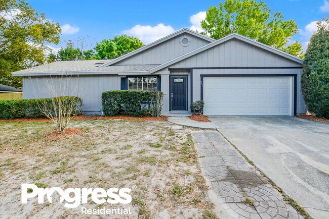 757 St Johns River Dr