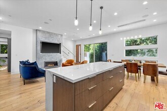 8149 Waring Ave in Los Angeles, CA - Building Photo - Building Photo