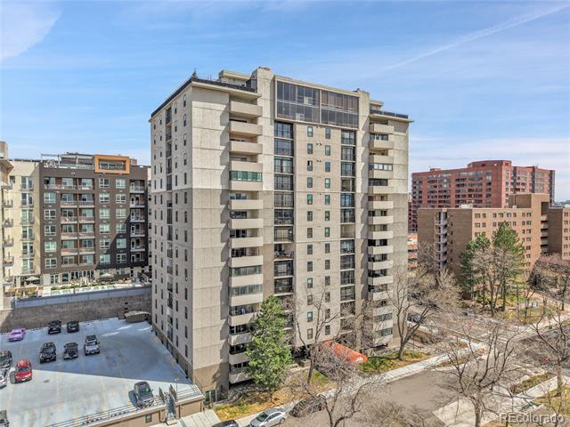 property at 2 Adams St