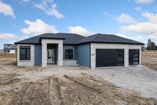 1407 Tamalpais Dr in Fort Wayne, IN - Building Photo