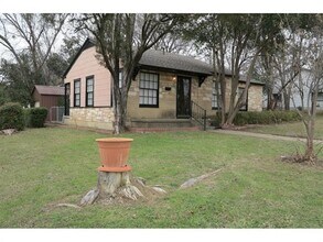 7428 Gaston Ave in Fort Worth, TX - Building Photo - Building Photo