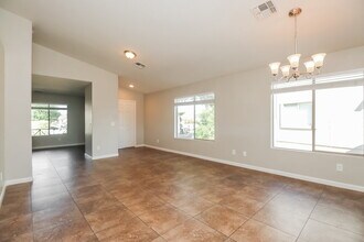 501 S 112th Dr in Avondale, AZ - Building Photo - Building Photo