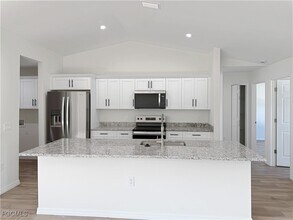 8157 Albatross Rd in Ft. Myers, FL - Building Photo - Building Photo