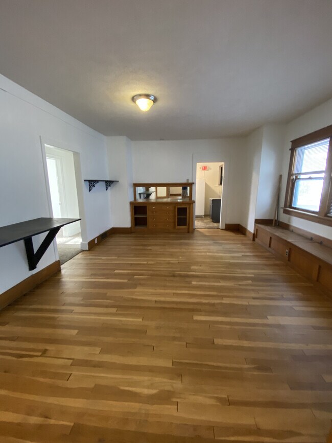 611 Tri-Plex in Kearney, NE - Building Photo - Building Photo