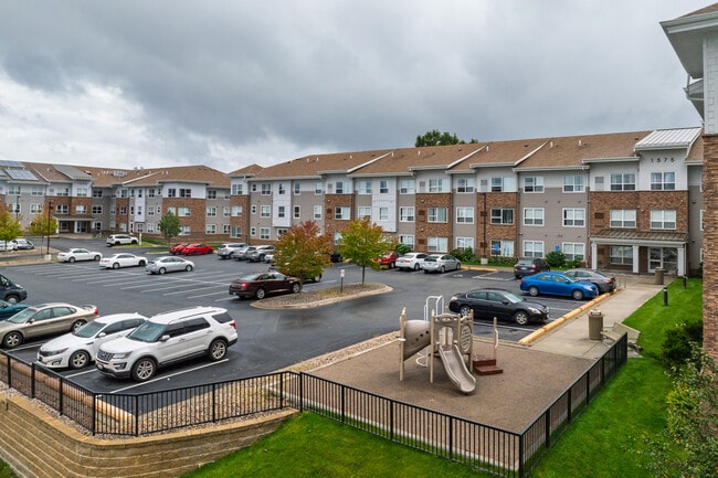 Sarazin Flats in Shakopee, MN - Building Photo - Building Photo