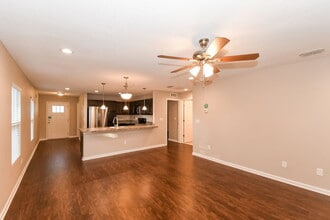 8200 Highfield Ave in Jacksonville, FL - Building Photo - Building Photo