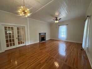 317 E Wilson Ave in Mooresville, NC - Building Photo - Building Photo