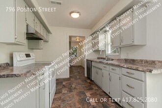 796 Poston St in Fordland, MO - Building Photo - Building Photo