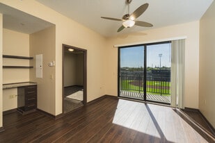 The Harrison in Fort Wayne, IN - Building Photo