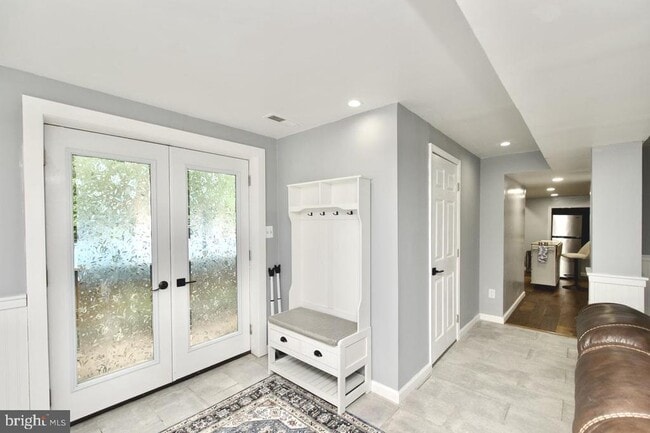 5576 Neddleton Ave in Woodbridge, VA - Building Photo - Building Photo