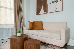 234 W 73rd St in New York, NY - Building Photo