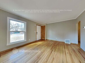 6709 Channel Rd NE in Fridley, MN - Foto de edificio - Building Photo