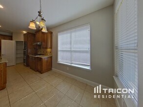 651 Seymour Dr in Frisco, TX - Foto de edificio - Building Photo