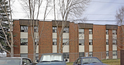 Francis Klein Centre in Calgary, AB - Building Photo - Building Photo