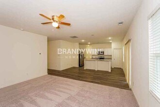 2556 Sanders Crk Rd in Glenn Heights, TX - Building Photo - Building Photo