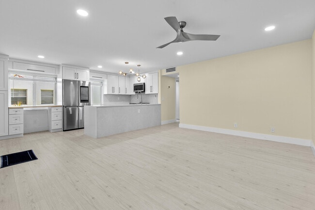969 Normandy U in Delray Beach, FL - Building Photo - Building Photo