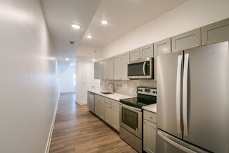 2444 Frankford Ave in Philadelphia, PA - Building Photo - Building Photo