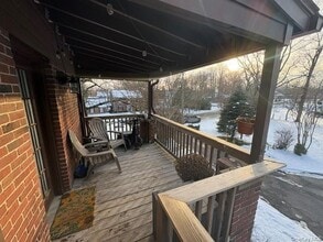 104 Woolsey Ave in Glen Cove, NY - Building Photo - Building Photo