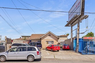 4605 W Imperial Hwy in Inglewood, CA - Building Photo - Building Photo