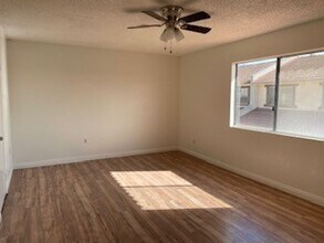 938 Huntington Dr in Duarte, CA - Building Photo - Building Photo