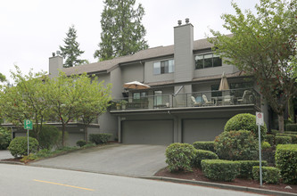 Mariner's Cove in North Vancouver District, BC - Building Photo - Building Photo