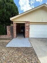 3613 Cedar Ave in McAllen, TX - Building Photo - Building Photo