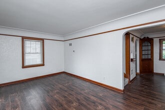 921 11th St SE in Rochester, MN - Building Photo - Building Photo