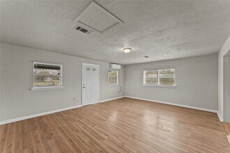 25 2nd Ave N in Texas City, TX - Building Photo - Building Photo