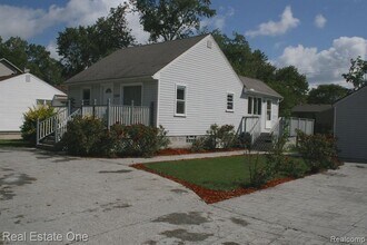 3268 Troy Ave in Troy, MI - Building Photo - Building Photo