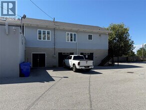 11828 Tecumseh Rd E in Tecumseh, ON - Building Photo - Building Photo