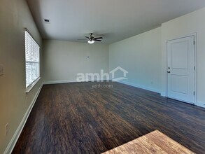 3588 Okelly Dr in Loganville, GA - Building Photo - Building Photo