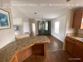 11837 Watergate Cir in Boca Raton, FL - Building Photo - Building Photo