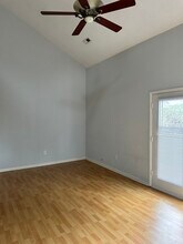 106 Lullwater Dr, Unit A in Wilmington, NC - Foto de edificio - Building Photo