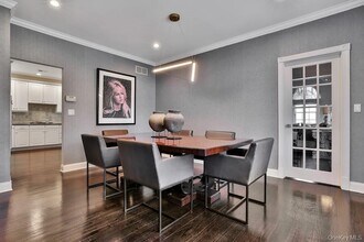 8 Caruso Pl in Armonk, NY - Building Photo - Building Photo