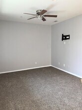 32406 Whispering Glen Trail in Wildomar, CA - Building Photo - Building Photo