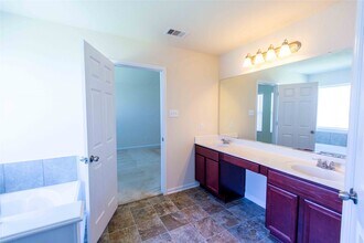 15010 Rustler Gate Ln in Cypress, TX - Building Photo - Building Photo