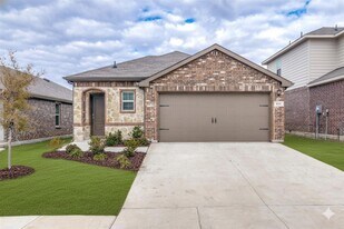 911 Hay Loft Ln in Royse City, TX - Building Photo