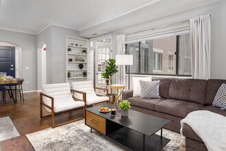 2231 E 67th St in Chicago, IL - Foto de edificio - Building Photo