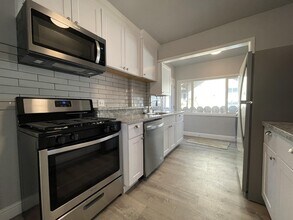 446 W Sacramento Ave in Chico, CA - Building Photo - Building Photo