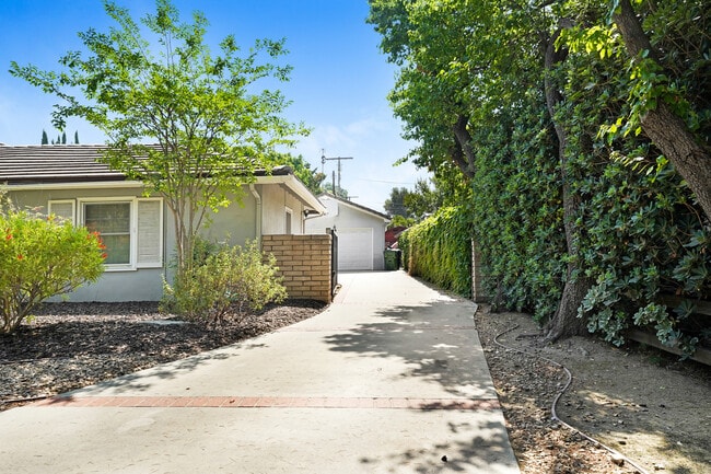property at 10920 White Oak Ave
