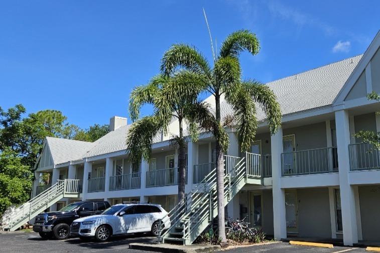 Westhaven Residence in Tampa, FL - Building Photo