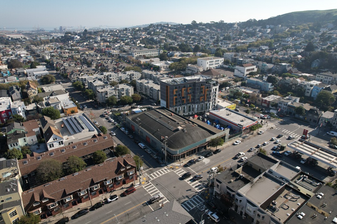 1515 S Van Ness Ave in San Francisco, CA - Foto de edificio