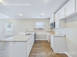 2911 S Gaines St in Little Rock, AR - Building Photo - Building Photo