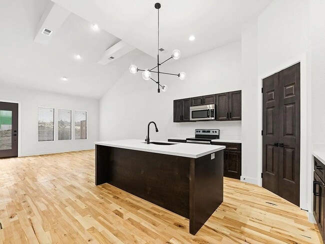 property at 309-311 N Washington St