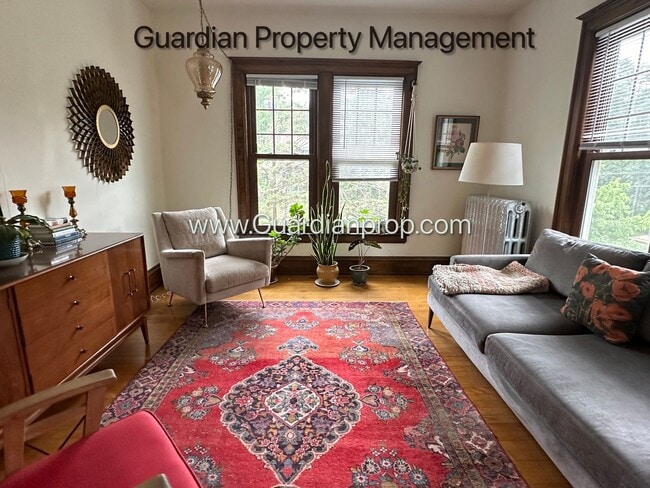 150 SE Orlin Ave in Minneapolis, MN - Building Photo - Building Photo