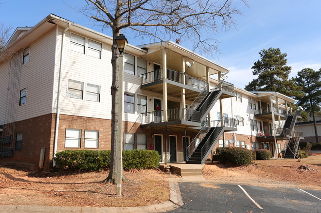 Huntington Ridge in Norcross, GA - Building Photo - Building Photo