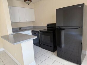 1219 NE 14th Ave in Fort Lauderdale, FL - Building Photo - Building Photo