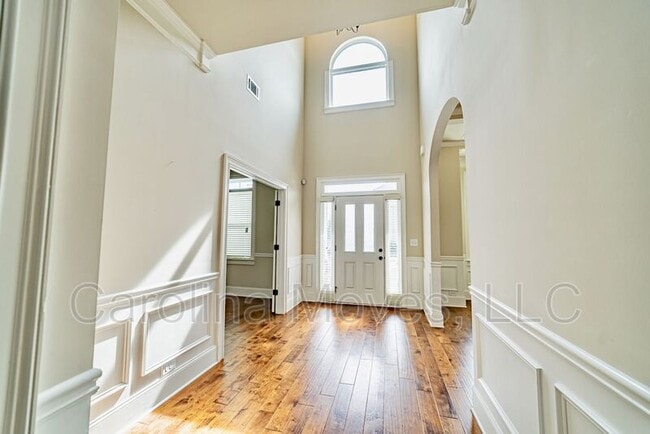200 Sunnybrook Ln in Greer, SC - Building Photo - Building Photo